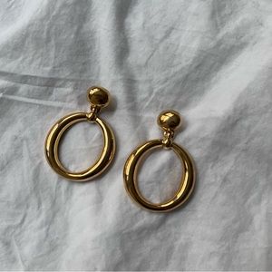 vintage liz claiborne dangle golden earrings